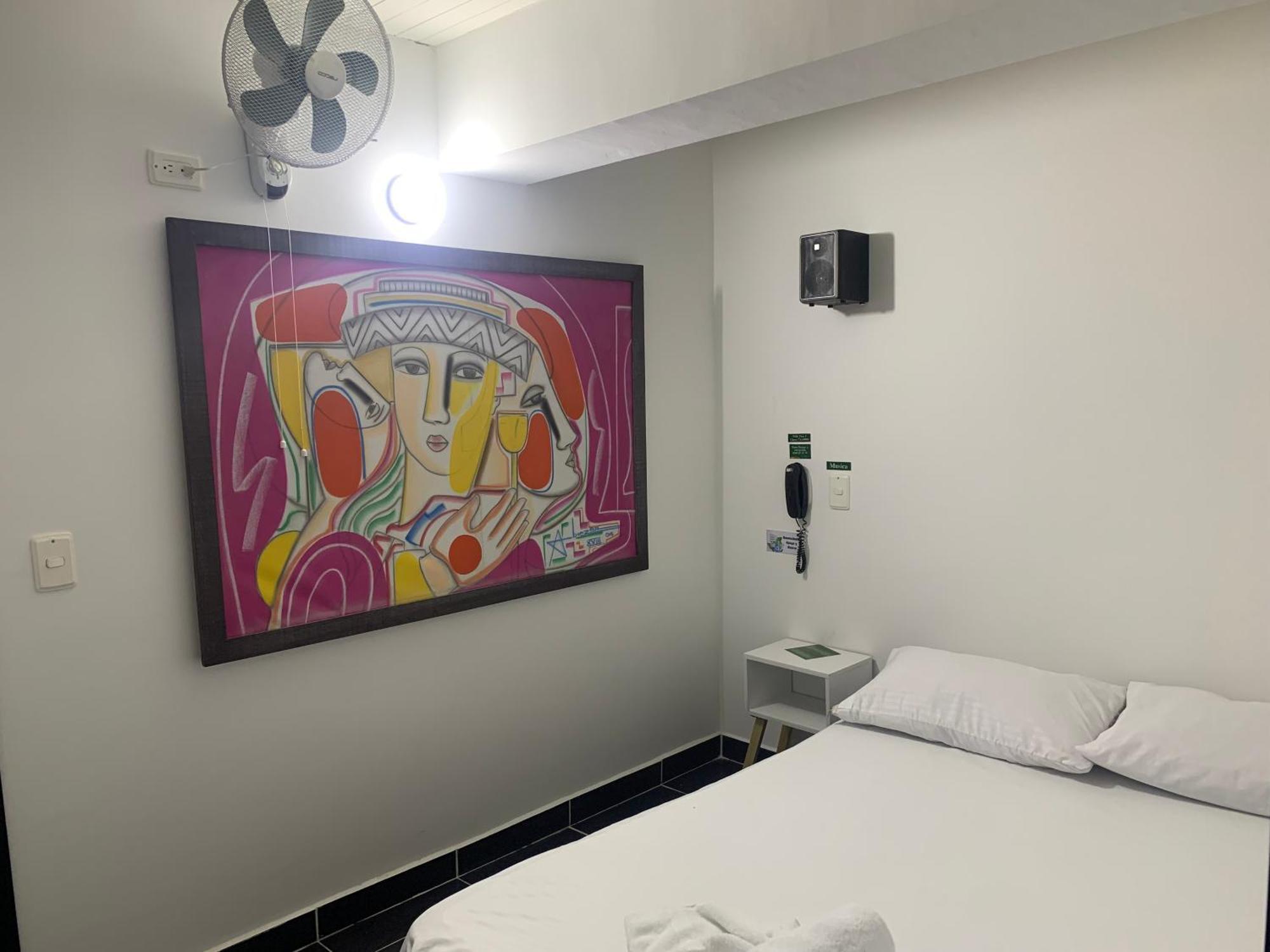 Hotel Lindbergh Quindio アルメニア エクステリア 写真