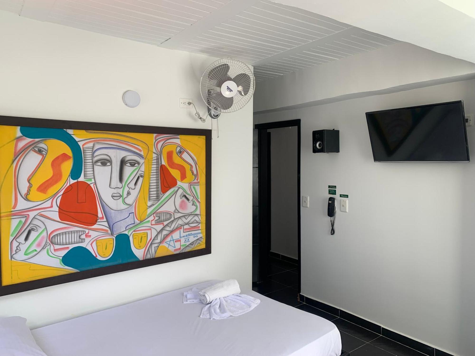 Hotel Lindbergh Quindio アルメニア エクステリア 写真
