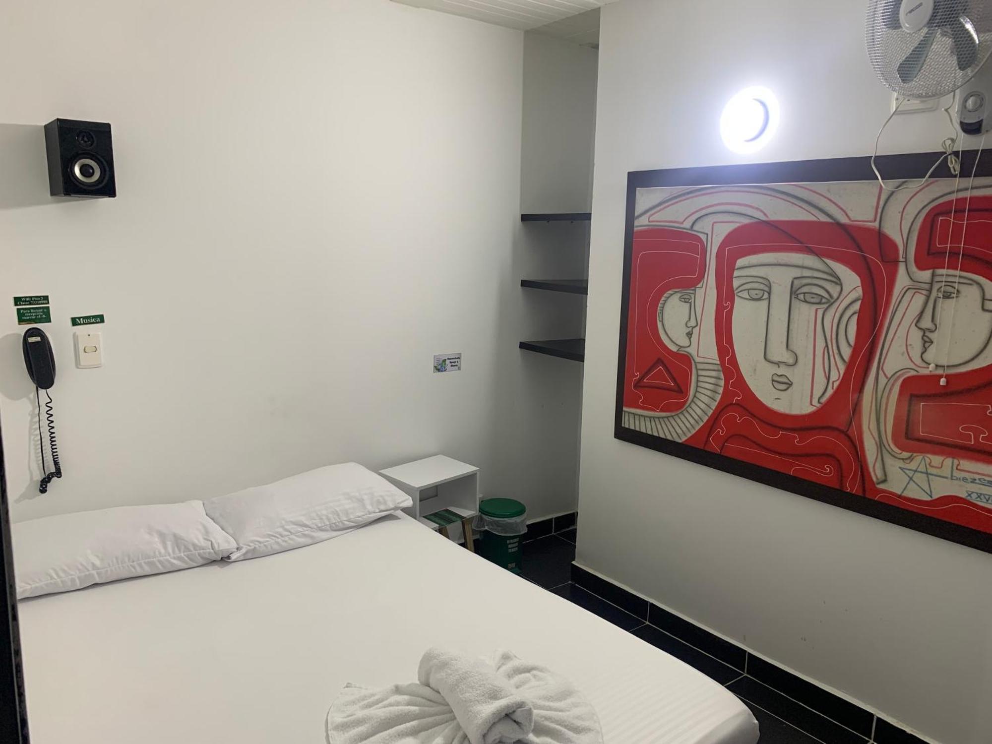 Hotel Lindbergh Quindio アルメニア エクステリア 写真